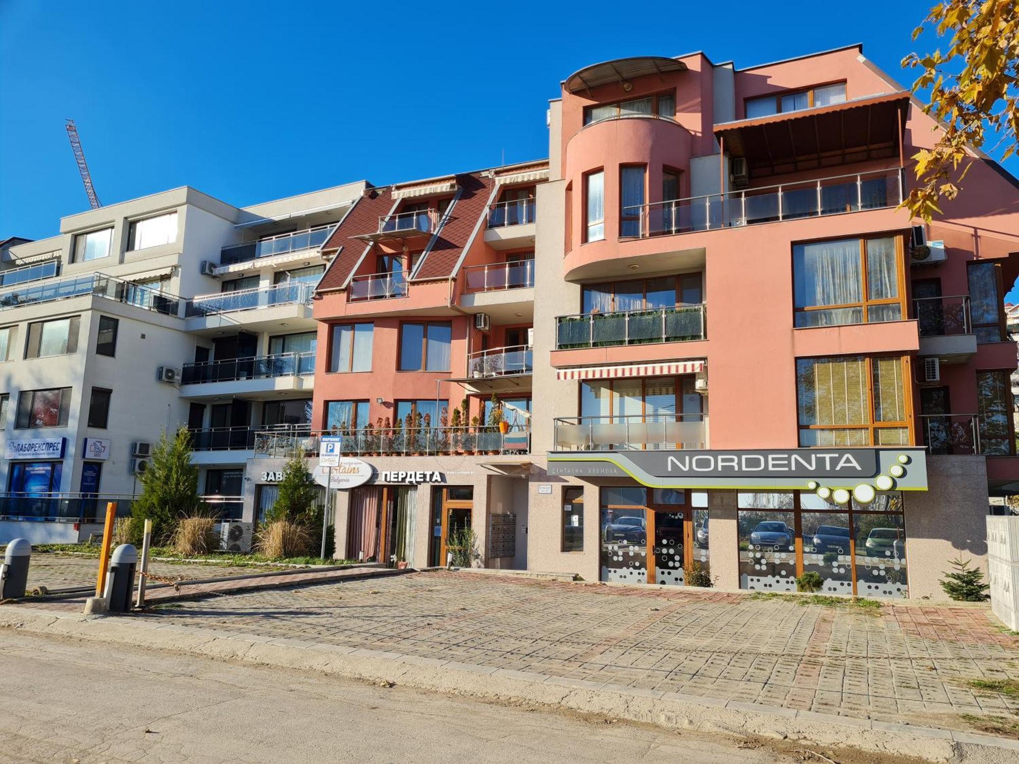 Black Sea Brееze Apartment ヴァルナ エクステリア 写真